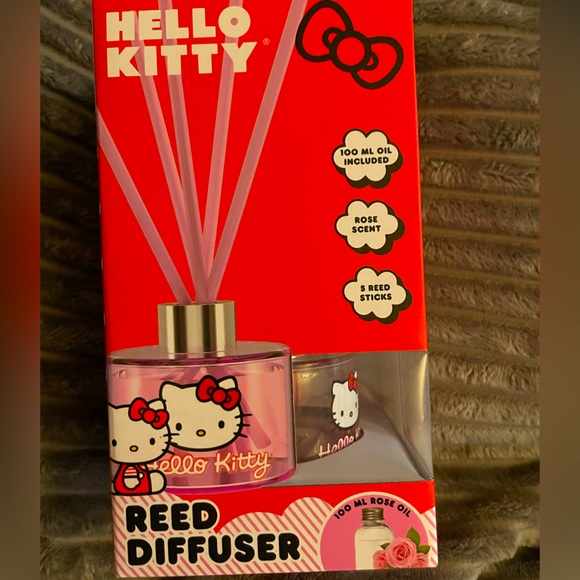 Hello Kitty Scented Reed Diffuser - Picture 7 of 13